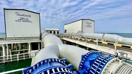 İlham Əliyev “Şimal” Elektrik Stansiyasının yeni estakadasının və su nasos stansiyalarının açılışında iştirak edib