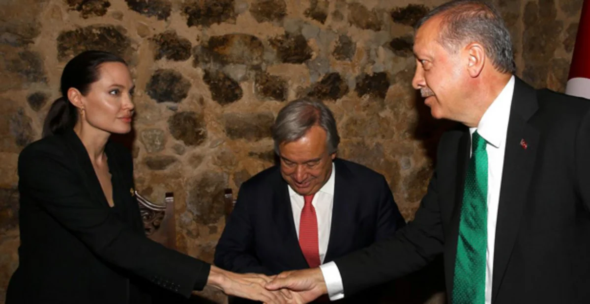 ​Ancelina Coli: Türkiyəni hər yerdə tərifləyirəm