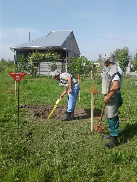 ANAMA 9 partlayış yerinə baxış keçirib