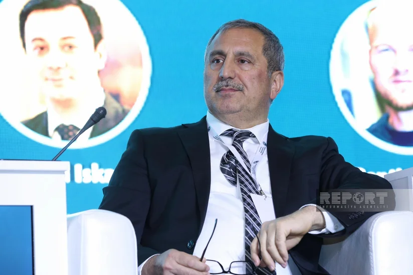 Yashar Cholak highlights concealment of Muslim identity among youth in West