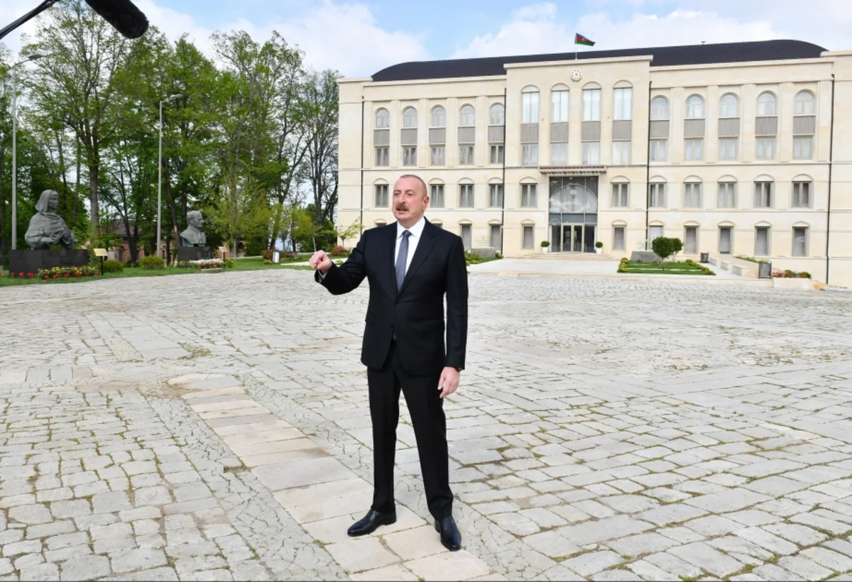 Prezident: Ulu Öndər Heydər Əliyevin ən böyük arzusu Şuşanı, Qarabağı və Zəngəzuru azad görmək idi