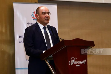 Ümummilli Lider Heydər Əliyevin 100 illiyinə həsr olunan Respublika əczaçılarının 4-cü konfransı keçirilib
