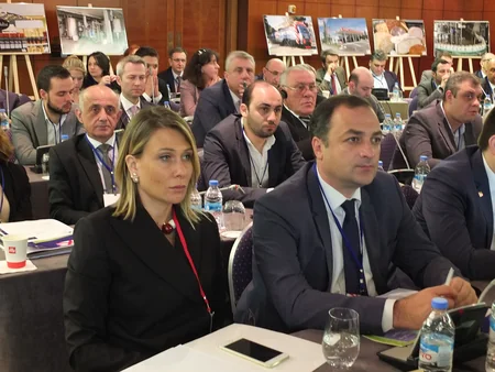Ötən il Gürcüstan iqtisadiyyatına yatırılan investisiyanın 41 faizi Azərbaycanın payına düşüb