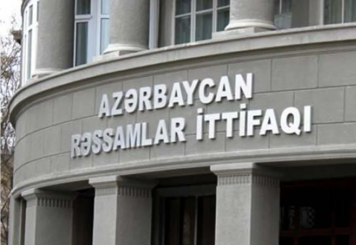 Bərpaçı rəssam Gülşən Hacıyevanın fərdi sərgisi açılıb