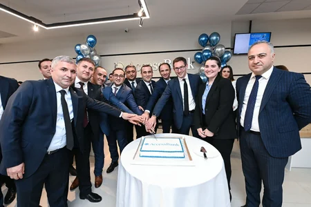 AccessBankın yeni konseptli filialı artıq Cəlilabadda!