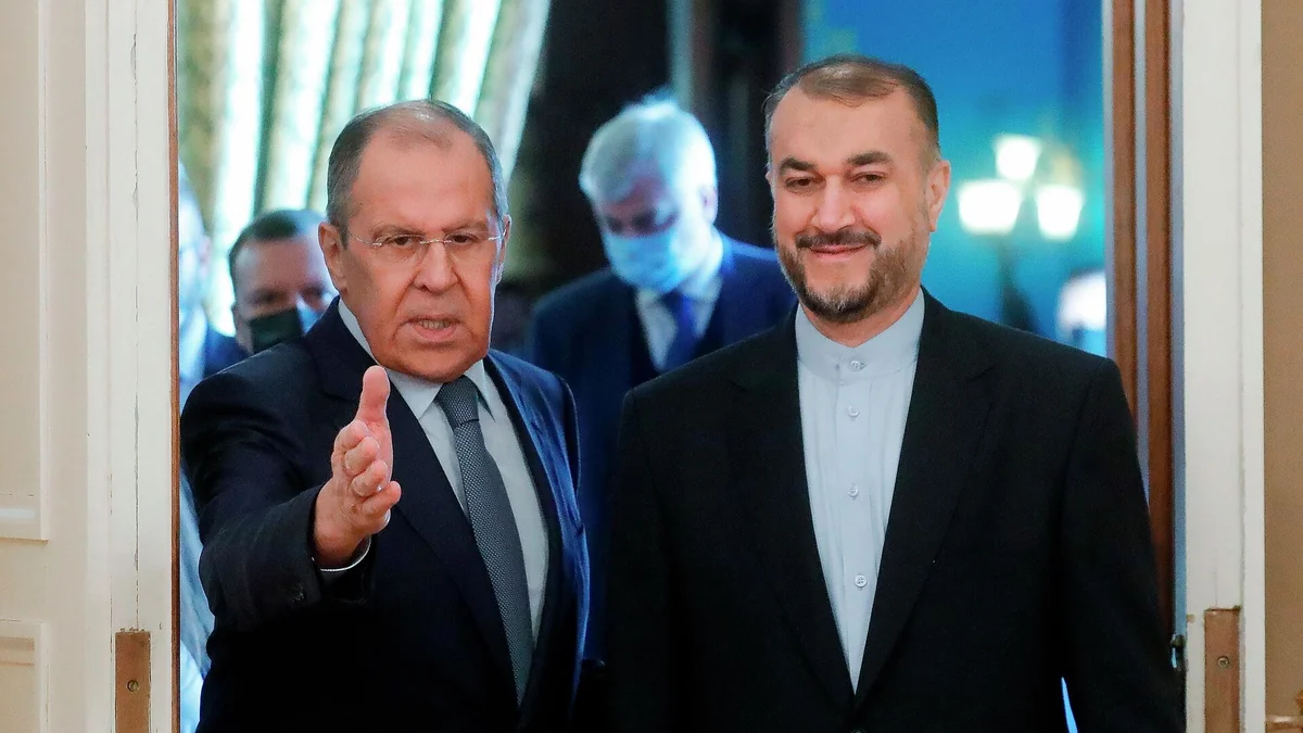 Главы МИД РФ и Ирана обсудили перспективы возобновления СВПД