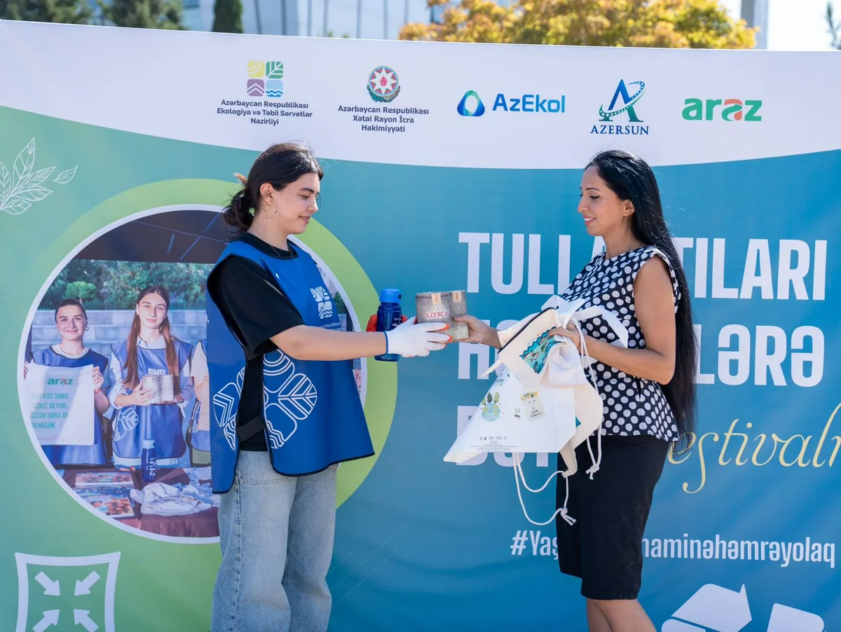 Xətai rayonunda “Tullantıları hədiyyələrə dəyiş” festivalı baş tutub