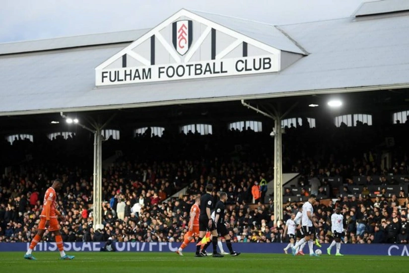 London klubunun azarkeşi stadionda ürək tutmasından ölüb