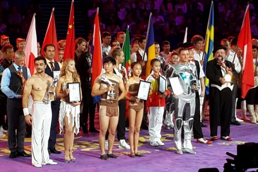 Azərbaycan akrobatları beynəlxalq festivalda gümüş medal qazanıb
