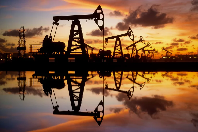 Brent подорожала на данных о сокращении запасов в США