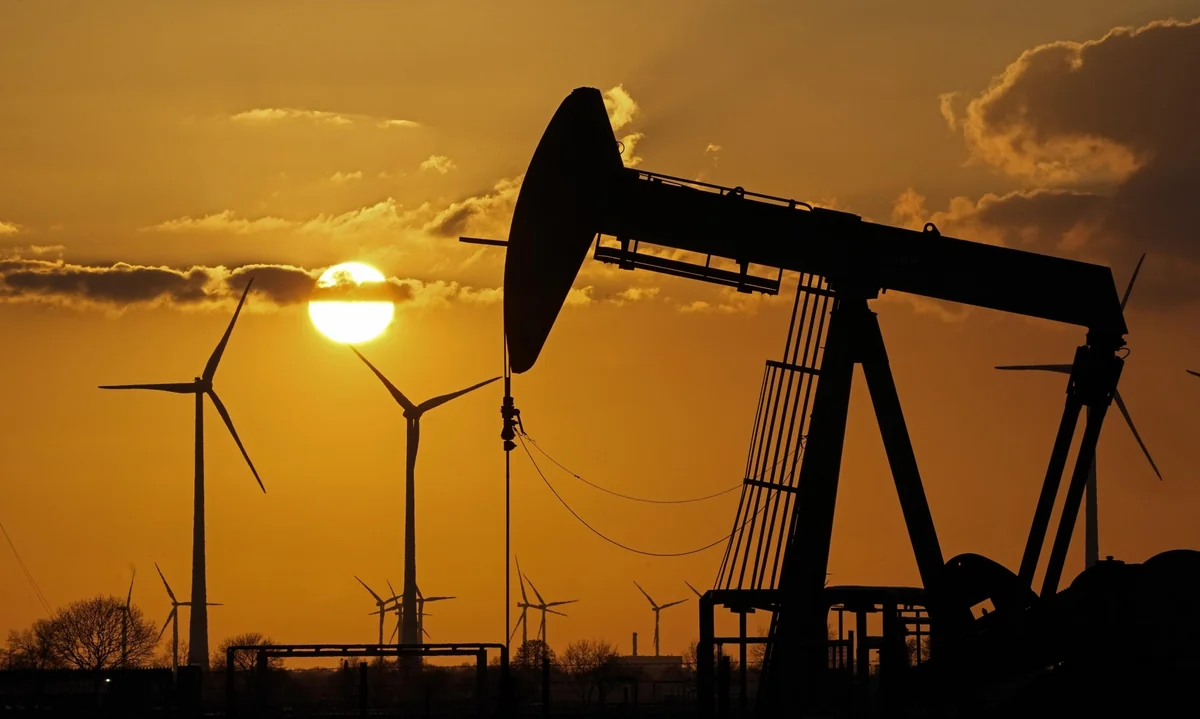 Венесуэла намерена нарастить добычу нефти до более 1 млн баррелей в сутки к концу года