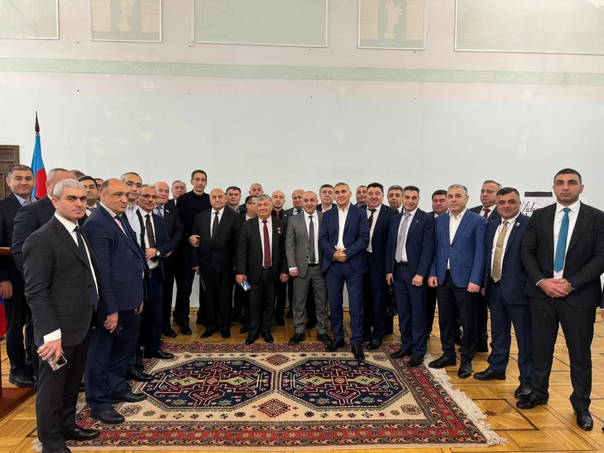 Azərbaycanın Rusiyadakı səfiri diaspor nümayəndələri ilə görüşüb