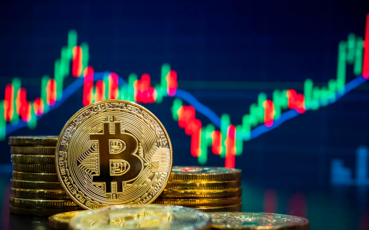 Курс биткойна упал ниже $90 тыс.