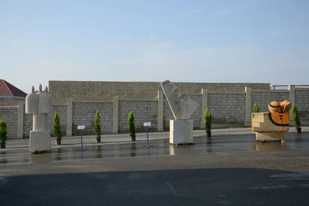 Baku hosts the 2nd Sculpture International Symposium