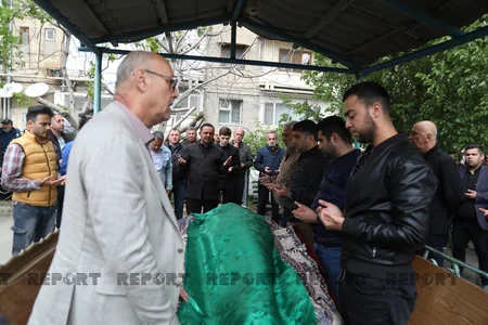 Состоялись похороны народного артиста Вагифа Асадова