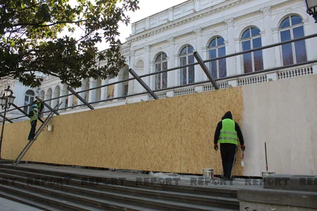 Tbilisi merinin müavini AXC-nin elan edildiyi binanın bərpasından danışıb