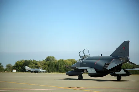 Azərbaycanda hərbi təlimə qatılan Türkiyə aviasiya vasitələri geri qayıdıb