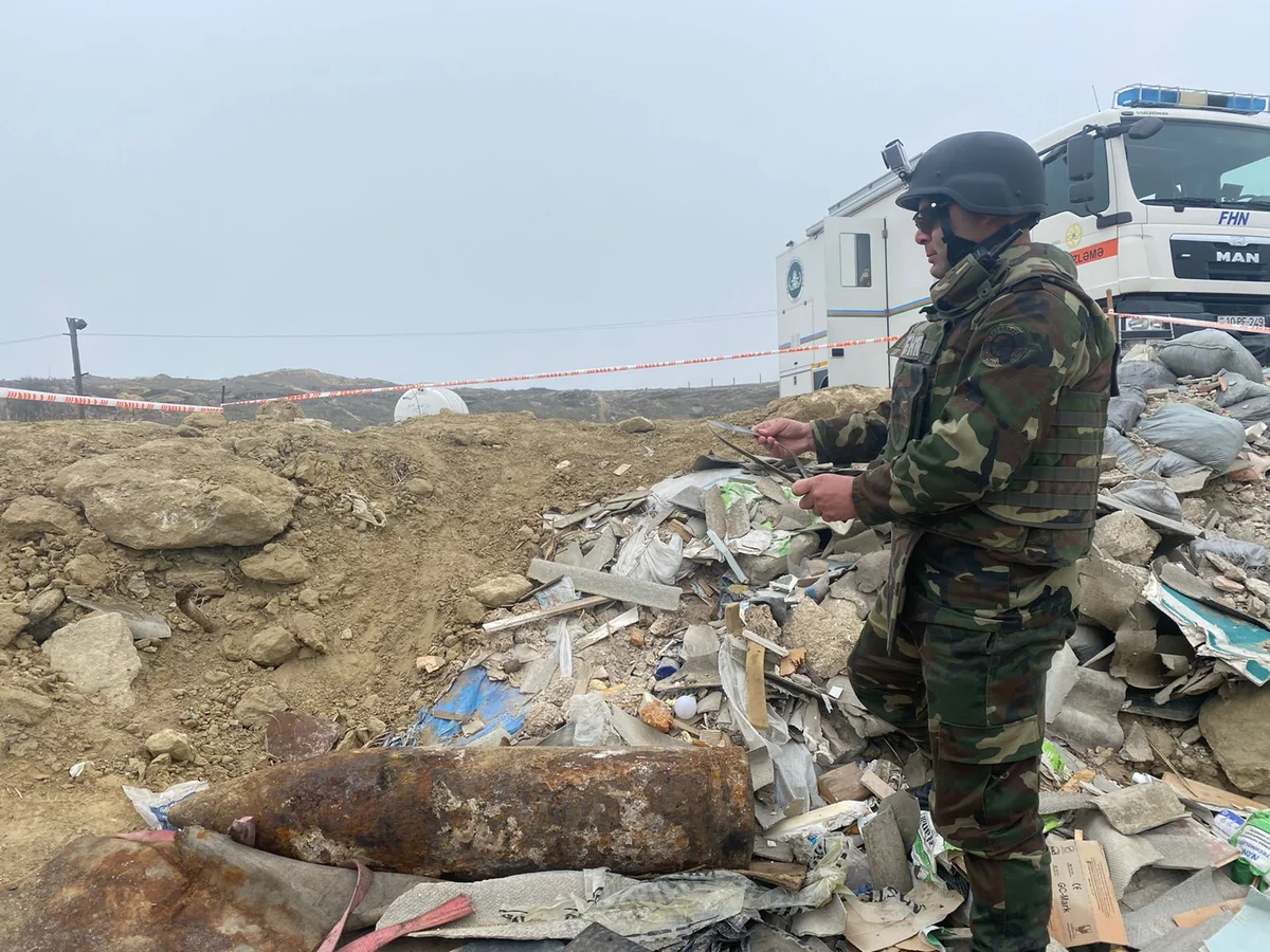 Bakıda dəniz artilleriya mərmisi tapılıb