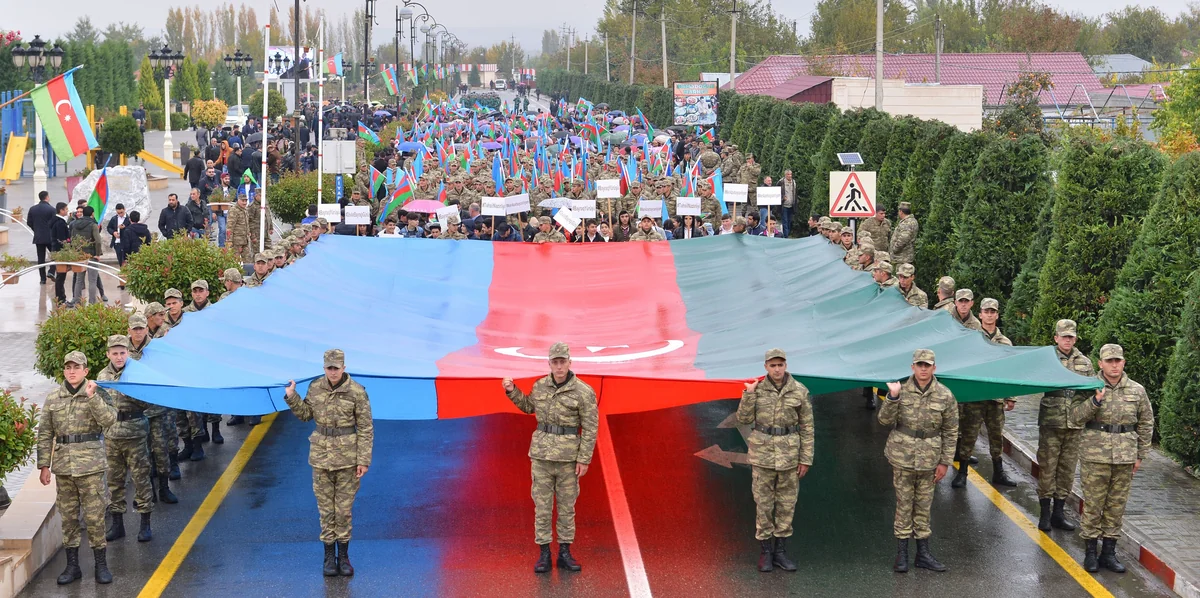 Təhsil Nazirliyi Müdafiə Nazirliyi ilə birgə “Bayraq yürüşü” keçirəcək