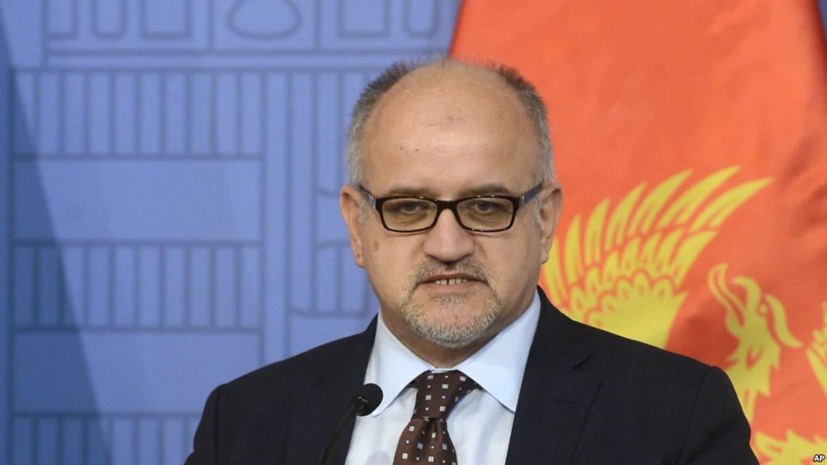Montenegro foreign minister arrives in Azerbaijan