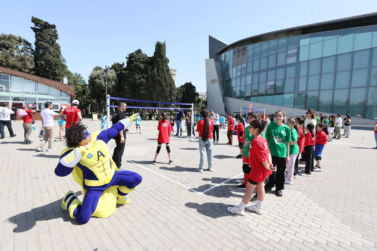 AVF Uşaqların Beynəlxalq Müdafiəsi Gününə həsr olunan voleybol festivalı keçirib