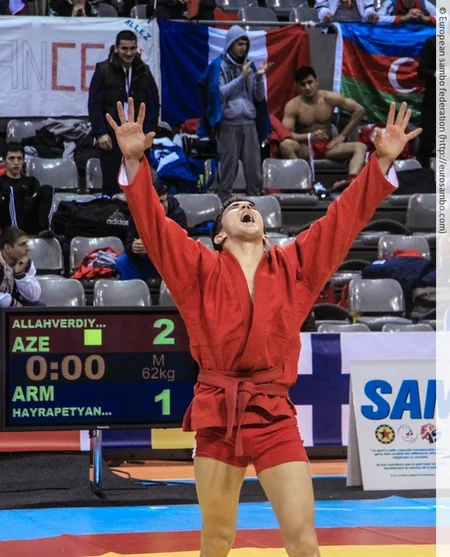 Azərbaycan samboçuları Avropa çempionatında 8 medal qazanıb