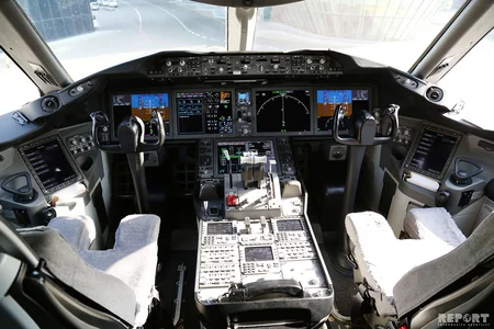Pilotlar və bələdçilər uçuşa necə hazırlaşır? - AZAL-dan REPORTAJ