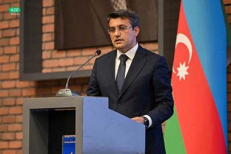Fərid Qayıbov idman federasiyalarının nümayəndələri ilə 20-ci görüşünü keçirib