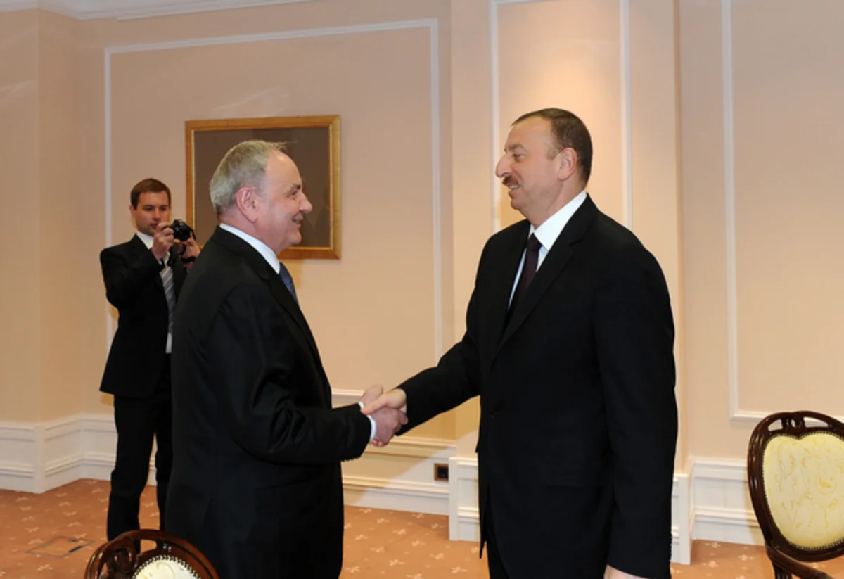 Ильхам Алиев направил поздравительное письмо президенту Молдовы