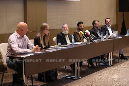 Известные путешественники посетят Агдам и Шушу