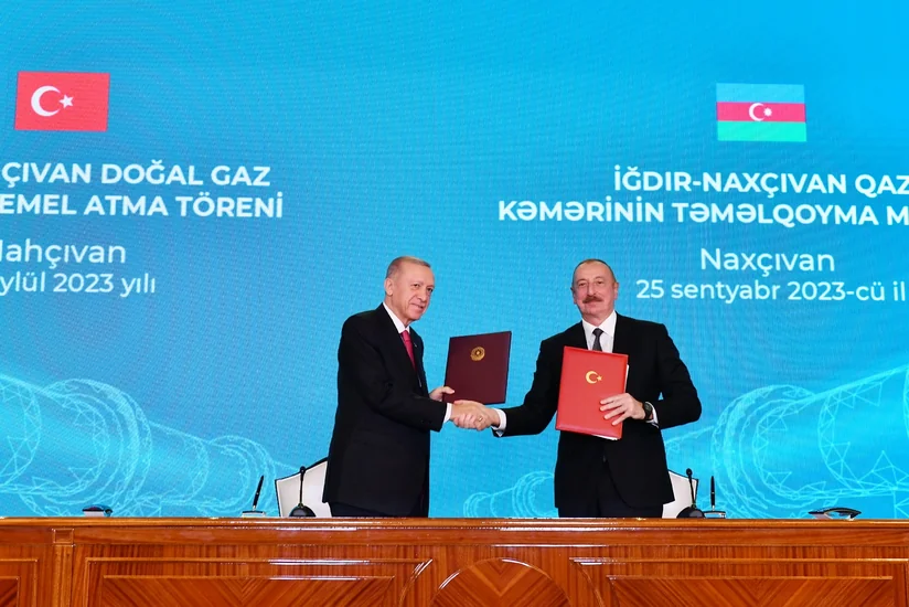 Azerbaijan, Türkiye sign documents