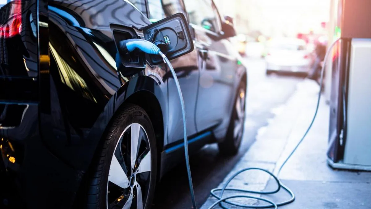 Azerbaijan starts importing electric vehicles from 3 more countries