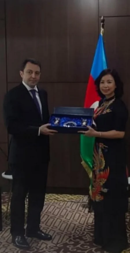 XİN başçısının müavini ASEAN-ın Baş katibi ilə görüşüb