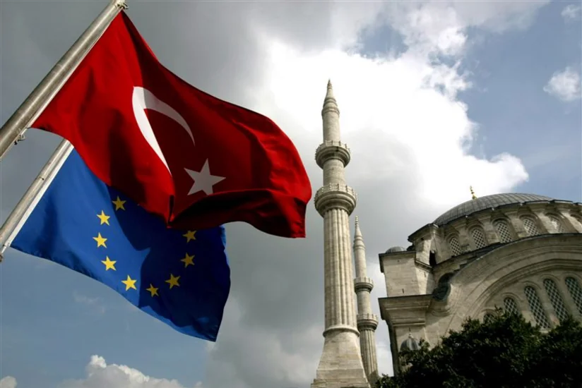KİV: Avropa Komissiyası Türkiyəyə viza ləğvini təsdiq edəcək