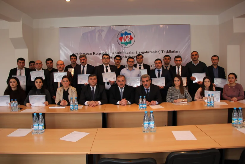 ASK və Auditorlar Palatası maliyyə hesabatlarının hazırlanması ilə bağlı təlim keçirib
