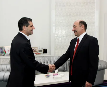 Əbülfəs Qarayev Türkiyənin yeni səfiri ilə görüşüb