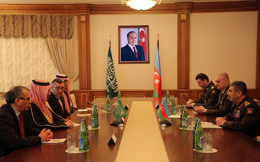 Azərbaycan ilə Səudiyyə Ərəbistanı arasında hərbi əməkdaşlıq məsələləri müzakirə edilib