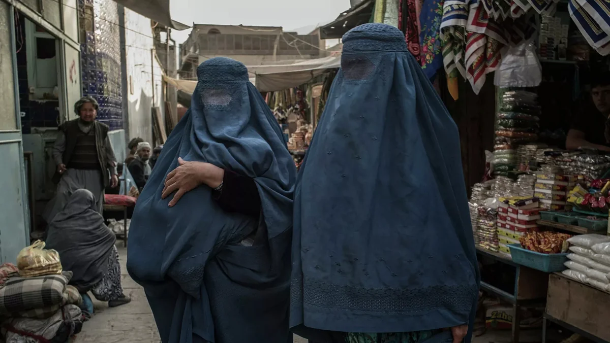 Women take to streets in Afghanistan