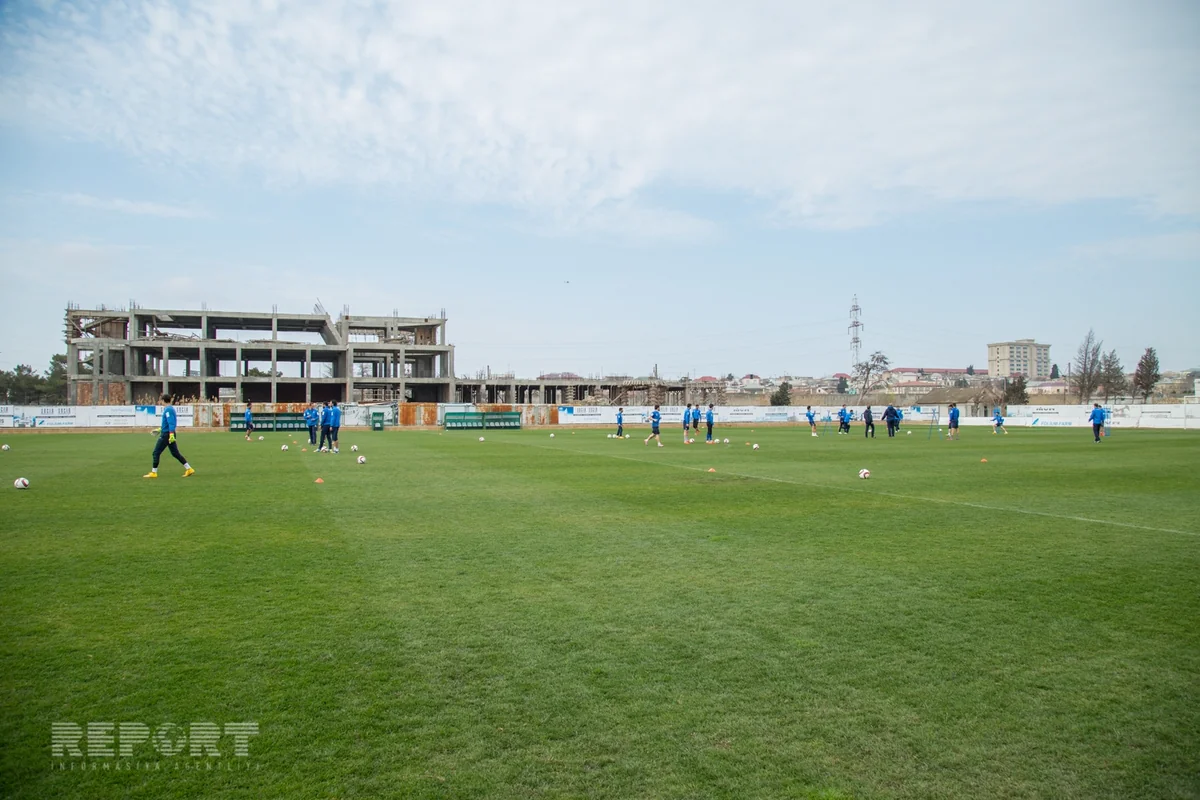 Futbol üzrə Azərbaycan milli komandası Malta ilə oyuna hazırlaşır - FOTOSESSİYA