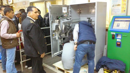 ​Bakı metropolitenində yeni aparatlar quraşdırılır - FOTO
