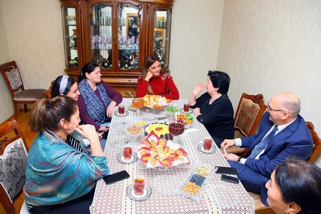 Deputatlığa namizəd Könül Nurullayeva növbəti görüşlərini keçirib - FOTO