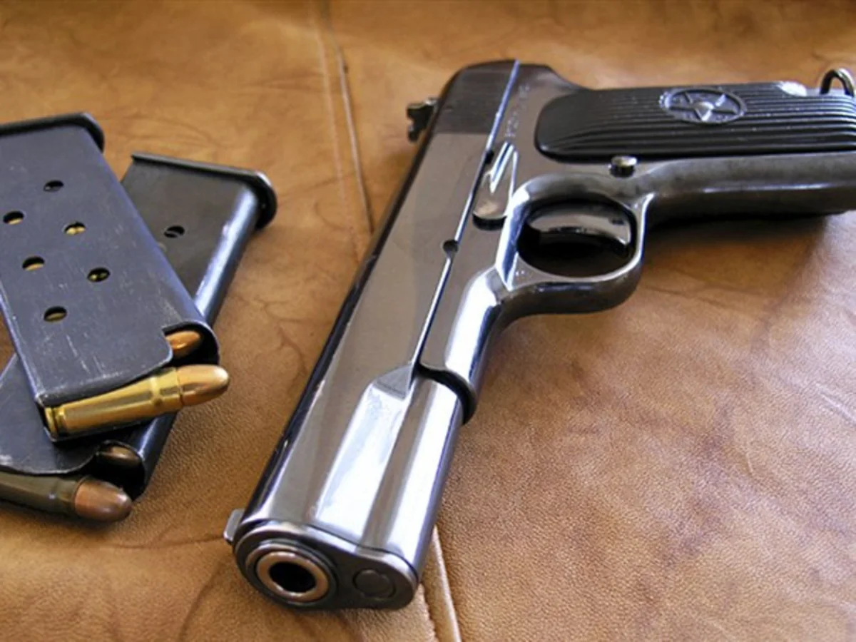 Bakı sakinindən tapança götürülüb