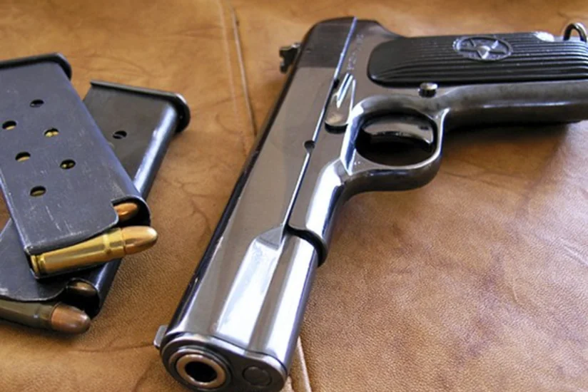 Bakı sakinindən tapança götürülüb