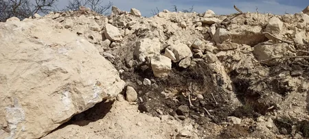 Fərruxda qazıntılar zamanı daha bir neçə azərbaycanlının meyitlərinin qalıqları tapılıb