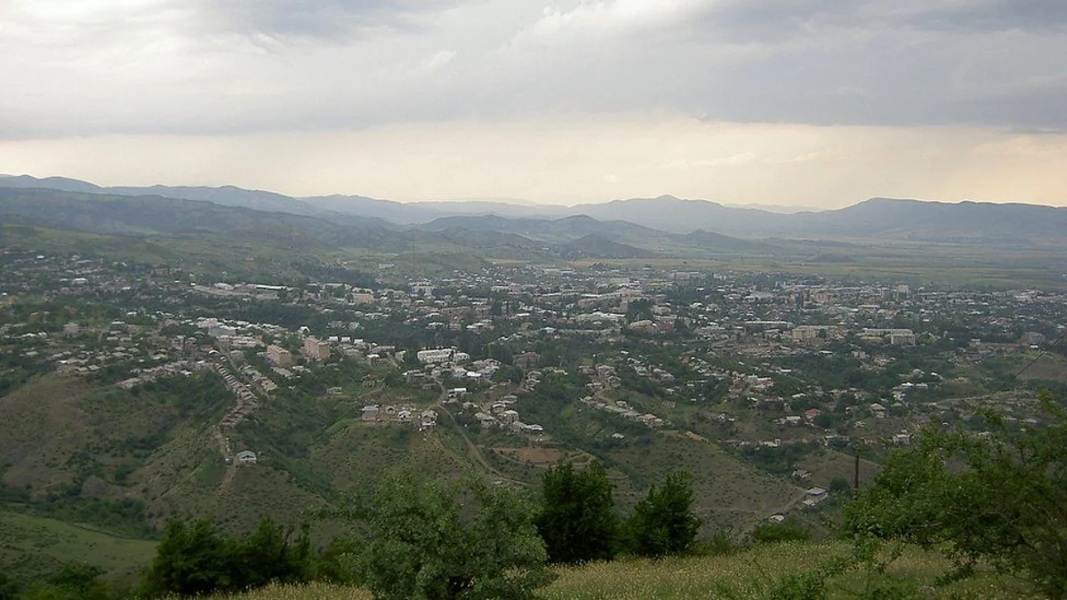 Qarabağda separatçıların tör-töküntüləri rüşvəxorluq, dələduzluqla məşğuldur