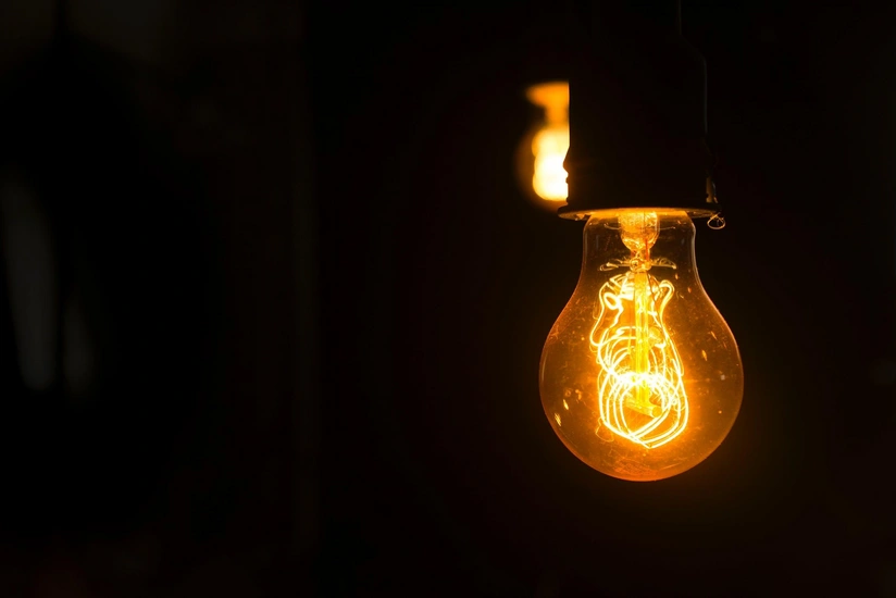 Azərbaycanın Gürcüstana elektrik enerjisi ixracından gəliri 40 % azalıb