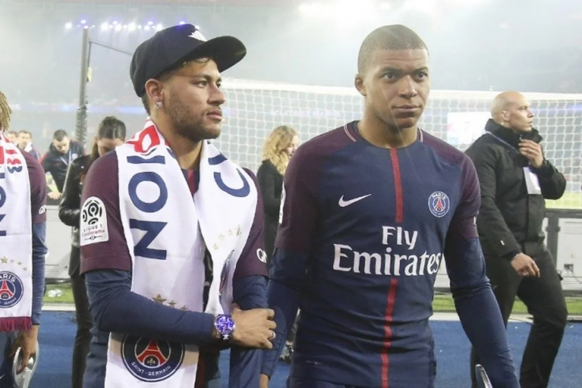 ПСЖ может продать либо Неймара, либо Мбаппе