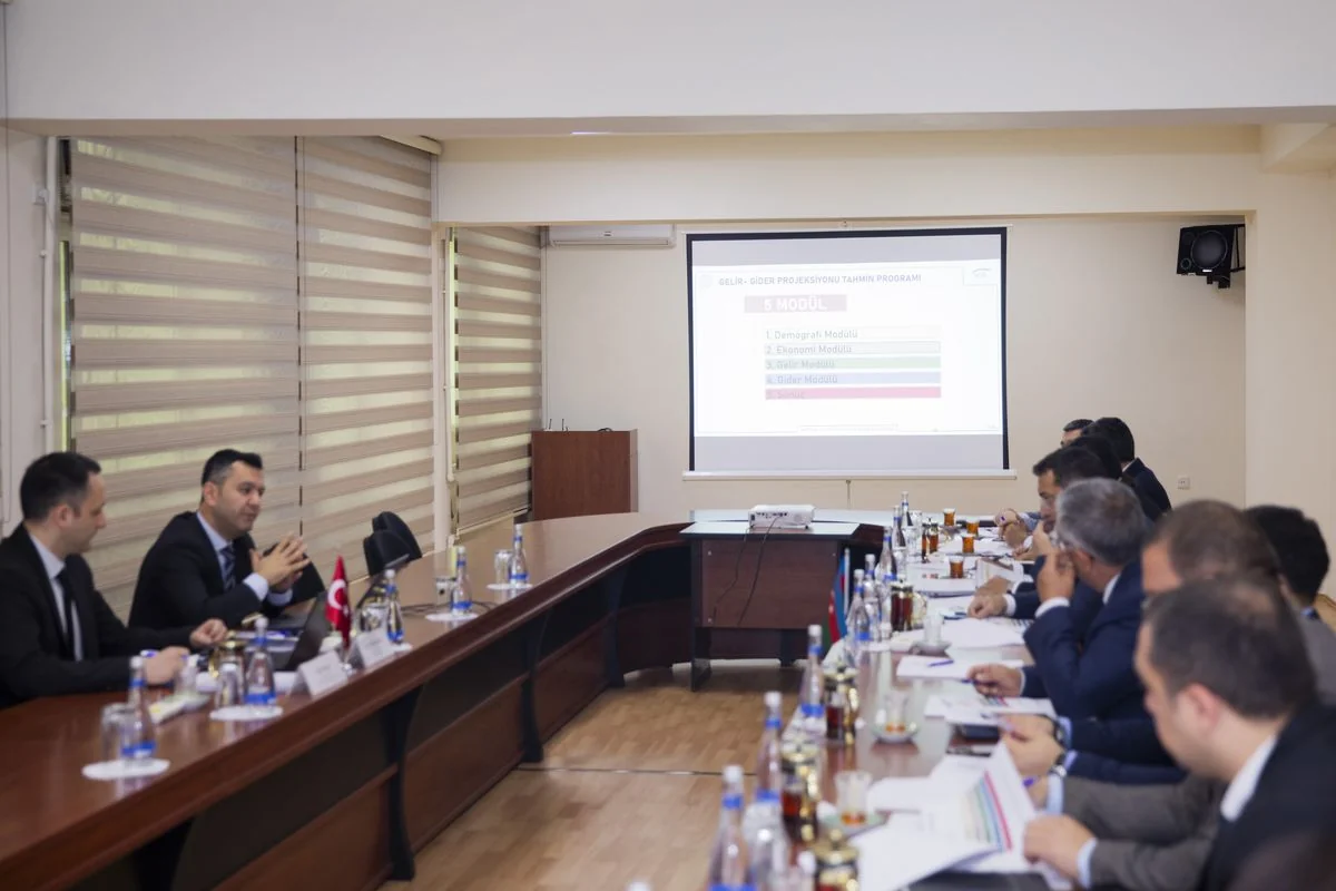 Azərbaycan Türkiyə ilə sığorta-pensiya sistemində yeni modelin tətbiqi imkanlarını müzakirə edib