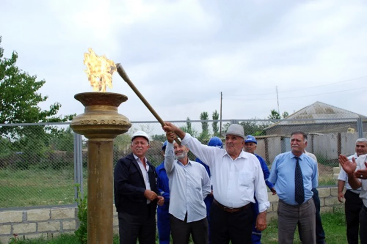 ​Azərbaycanda daha bir kəndə ilk dəfə təbii qaz verilib