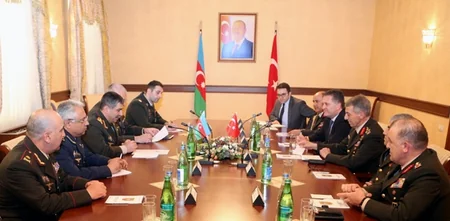 Azərbaycanla Türkiyə arasında hərbi əməkdaşlığın inkişaf perspektivləri müzakirə olunub